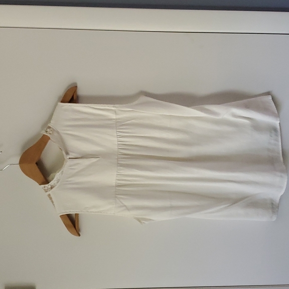 Ann Taylor Loft, lace collar detail blouse in cream, size L - Picture 3 of 3